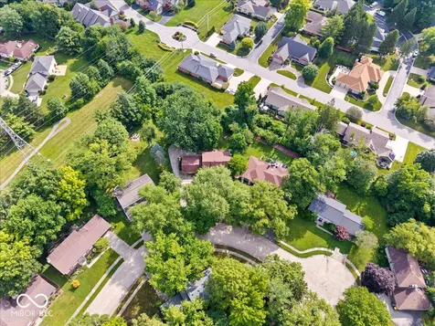 9131 Woodbridge Court Indianapolis IN 46260