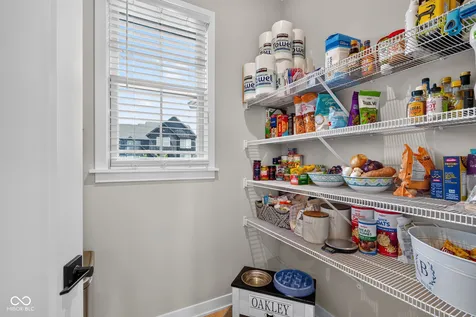 115 Oakhurst Way Westfield IN 46074