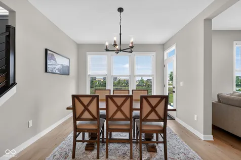 115 Oakhurst Way Westfield IN 46074
