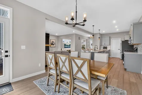 115 Oakhurst Way Westfield IN 46074