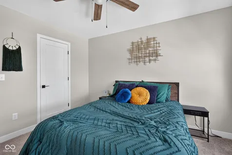 115 Oakhurst Way Westfield IN 46074