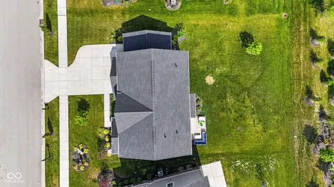 115 Oakhurst Way Westfield IN 46074