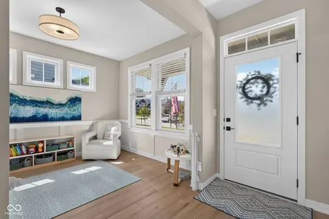 115 Oakhurst Way Westfield IN 46074