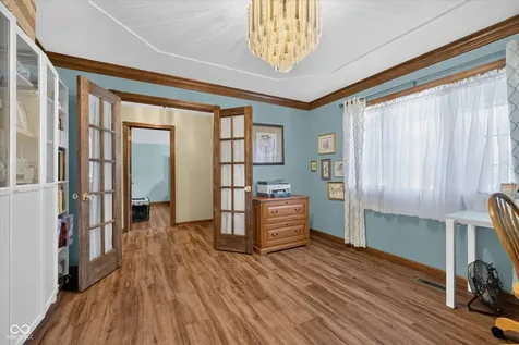 1323 Park Meadow Drive Beech Grove IN 46107