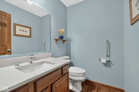 1323 Park Meadow Drive Beech Grove IN 46107