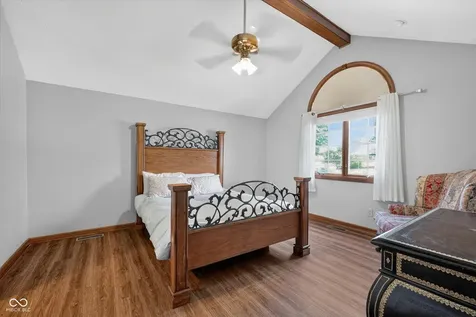 1323 Park Meadow Drive Beech Grove IN 46107