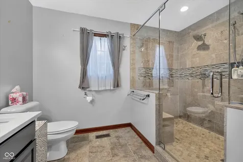 1323 Park Meadow Drive Beech Grove IN 46107