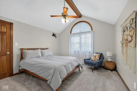 1323 Park Meadow Drive Beech Grove IN 46107