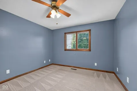 1323 Park Meadow Drive Beech Grove IN 46107