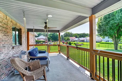 1323 Park Meadow Drive Beech Grove IN 46107