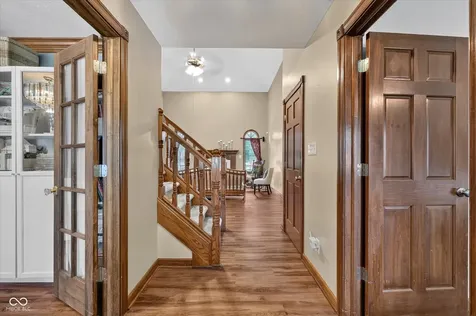 1323 Park Meadow Drive Beech Grove IN 46107