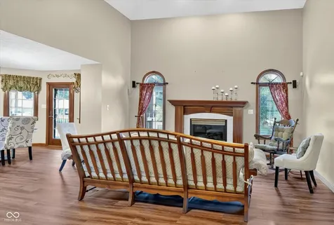 1323 Park Meadow Drive Beech Grove IN 46107