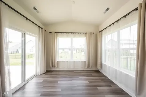16592 Branham Drive Fishers IN 46040