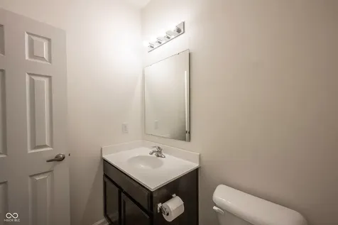 16592 Branham Drive Fishers IN 46040