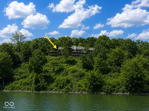 2046 E Waters Edge Drive Bloomington IN 47401