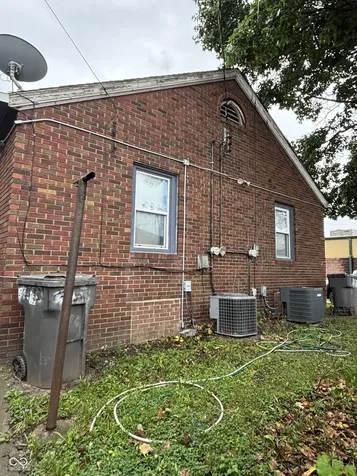 1130 E Kelly Street Indianapolis IN 46203