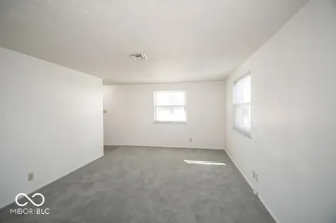 8636 E Edgewood Avenue Indianapolis IN 46239