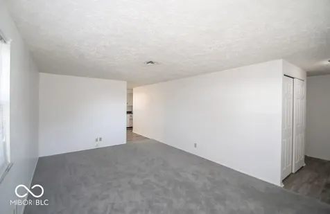 8636 E Edgewood Avenue Indianapolis IN 46239