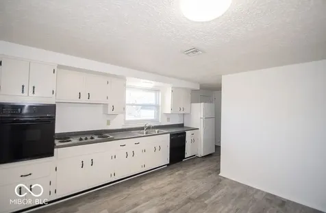 8636 E Edgewood Avenue Indianapolis IN 46239