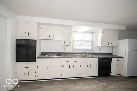 8636 E Edgewood Avenue Indianapolis IN 46239