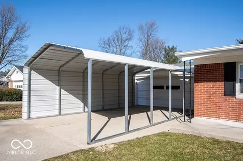 8636 E Edgewood Avenue Indianapolis IN 46239