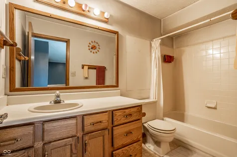 6488 Miramar Court Indianapolis IN 46250