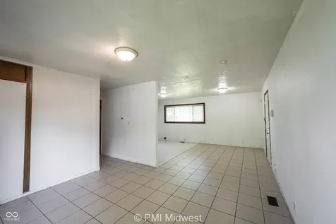 8124 E 37th Street Indianapolis IN 46226