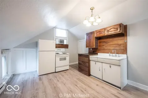 156 W Main Street Mooresville IN 46158