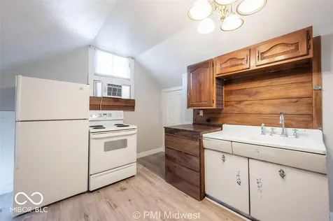 156 W Main Street Mooresville IN 46158
