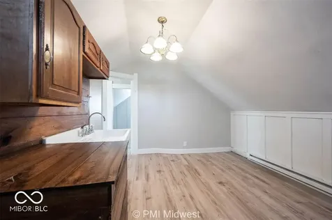 156 W Main Street Mooresville IN 46158