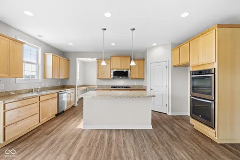 5563 Gateway East Drive Whitestown IN 46075