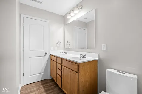 5563 Gateway East Drive Whitestown IN 46075