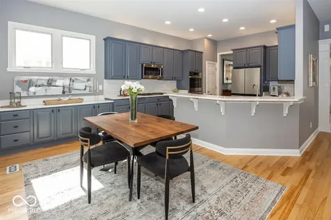 4309 Heyward Place Indianapolis IN 46240