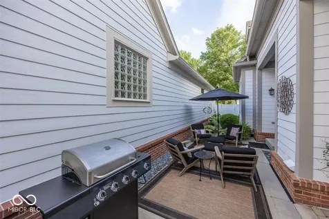 4309 Heyward Place Indianapolis IN 46240