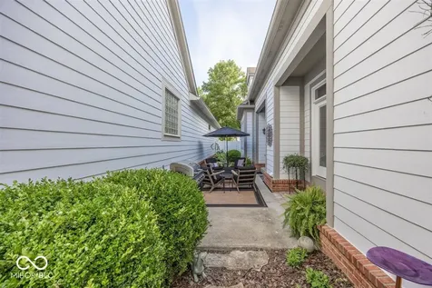 4309 Heyward Place Indianapolis IN 46240