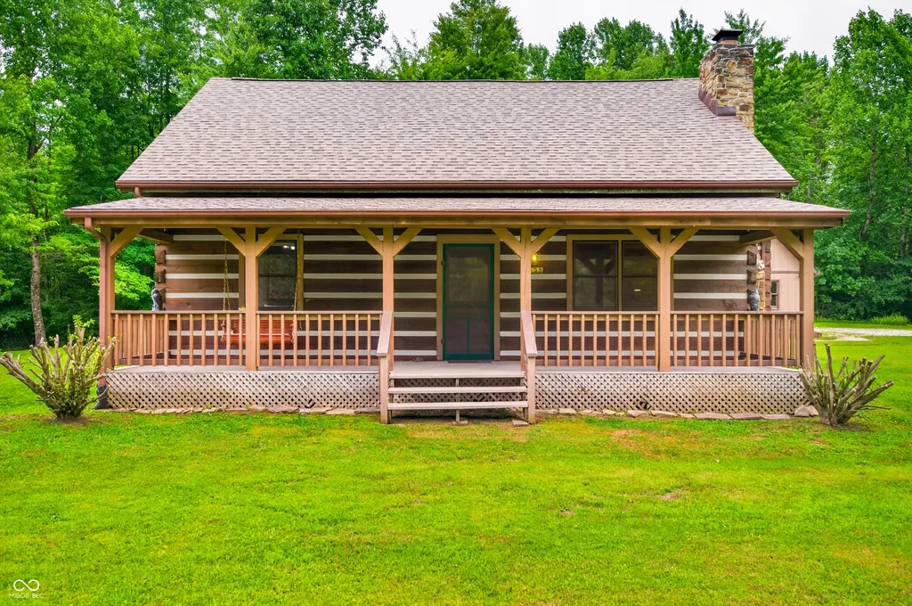 2559 Amy Lane Nashville IN 47448