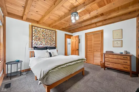 2559 Amy Lane Nashville IN 47448