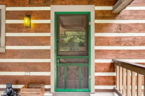 2559 Amy Lane Nashville IN 47448