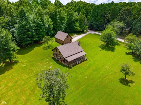 2559 Amy Lane Nashville IN 47448