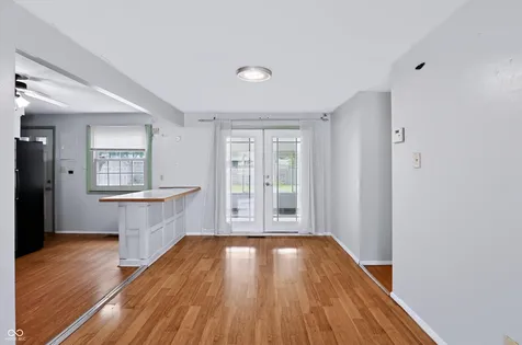 1649 W 76th Place Indianapolis IN 46260