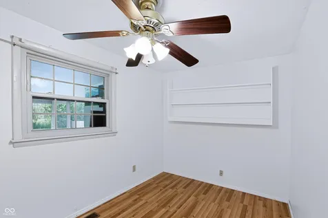 1649 W 76th Place Indianapolis IN 46260