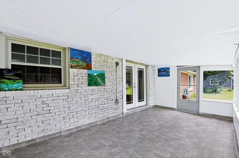 1649 W 76th Place Indianapolis IN 46260