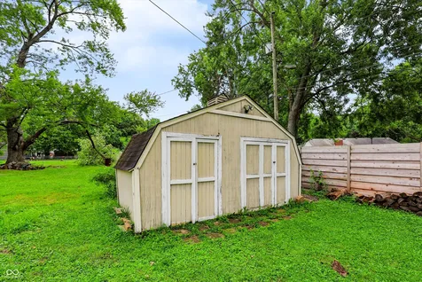 1649 W 76th Place Indianapolis IN 46260