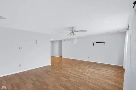 1649 W 76th Place Indianapolis IN 46260