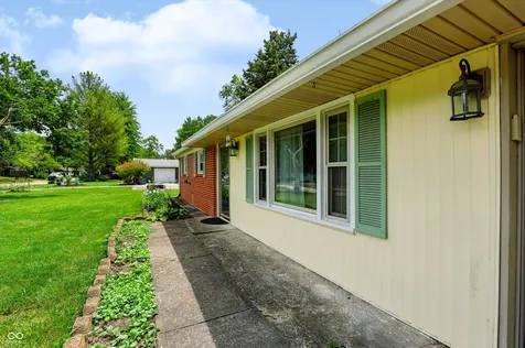 1649 W 76th Place Indianapolis IN 46260