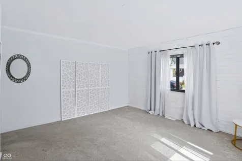 931 N 19th Street Elwood IN 46036