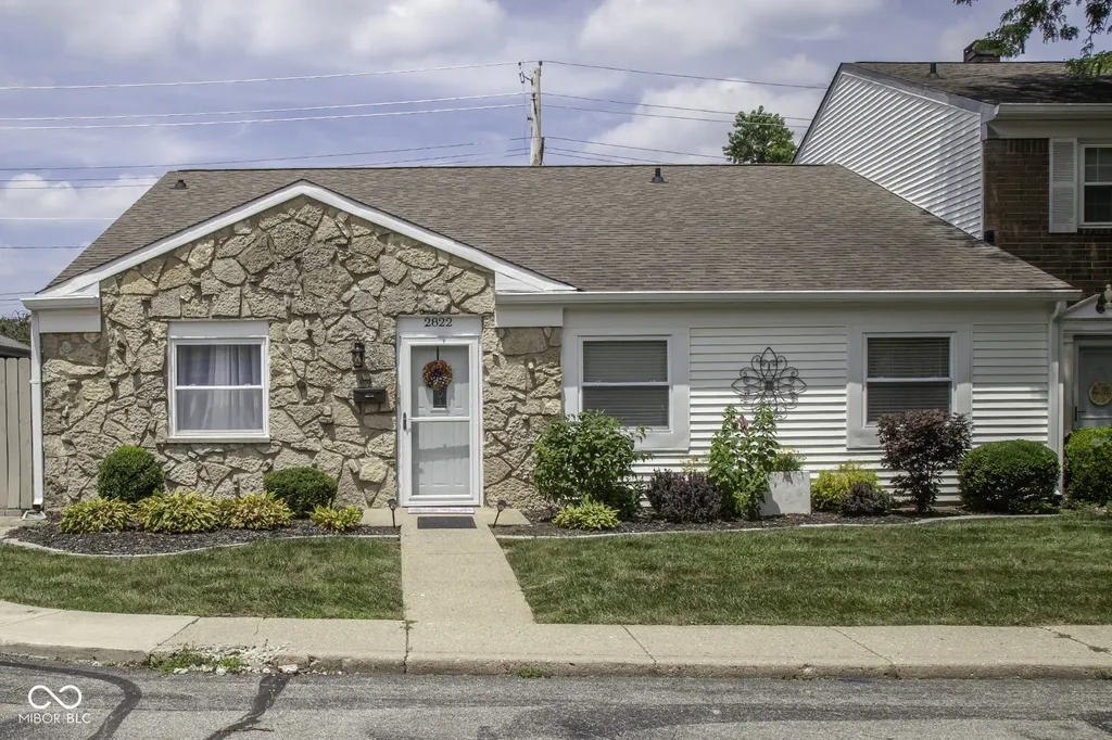 2822 Country Estates Drive Indianapolis IN 46227