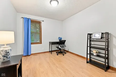 8720 Ginnylock Drive Indianapolis IN 46256
