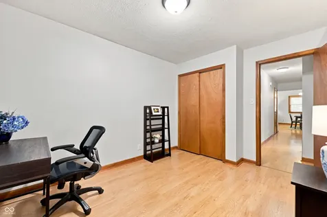 8720 Ginnylock Drive Indianapolis IN 46256