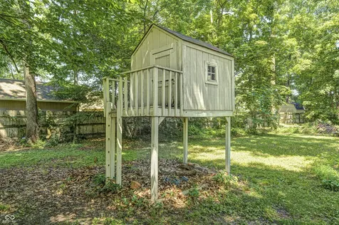 8720 Ginnylock Drive Indianapolis IN 46256